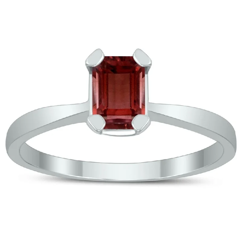 Emerald Shaped 6X4MM Garnet Solitaire Ring in 10K White Gold