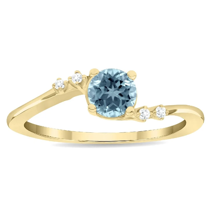 Women's Round Shaped Aquamarine and Diamond Tierra Ring in 10K Yellow Gold