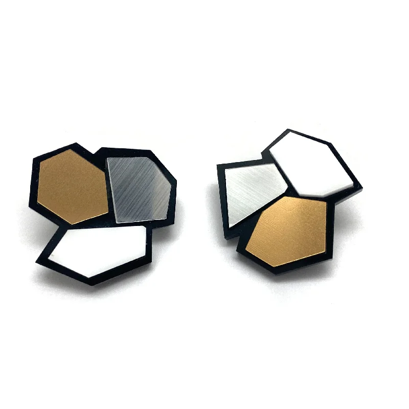 Black Neutral Geometric Studs